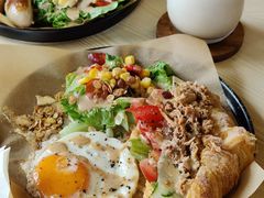 芝士吞拿鱼牛角包-251#coffee roasters(沿河东路店)