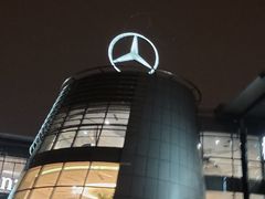 -奔驰北京极光星徽(四元桥店)