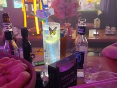-喜鹊音乐酒馆(西街店)