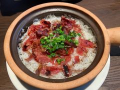 皇上皇腊味煲仔饭-啫响粤煲料理(万好大厦店)