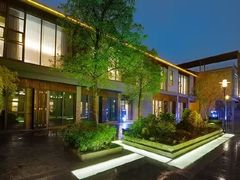 -扬州东关街文昌阁桔子水晶酒店