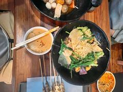 -万记麻辣烫国展总店