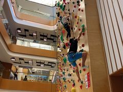 -ROCKPLUS攀岩馆(环宇城店)