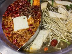 -沸炉重庆老火锅(军事博物馆店)