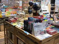 -猫的天空之城概念书店(杭州南宋御街店)