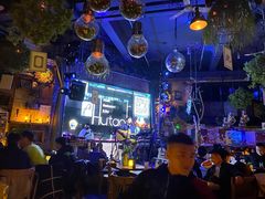 -胡桃里乐队酒馆(农科路店)