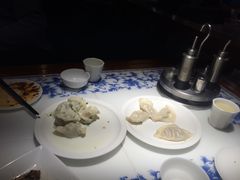 -东方饺子王臻味餐厅(新嘉坡城店)