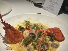 -弦月窗LUNETTE BY AMANDA(复兴路店)