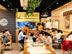 -馋三尺蟹粉小笼(人民广场店)