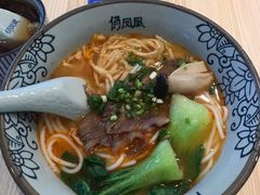 -俏凤凰(美林M·LIVE天地东座店)