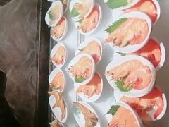 -雍容荟帝王蟹活龙虾展台自助(IFS黑金店)