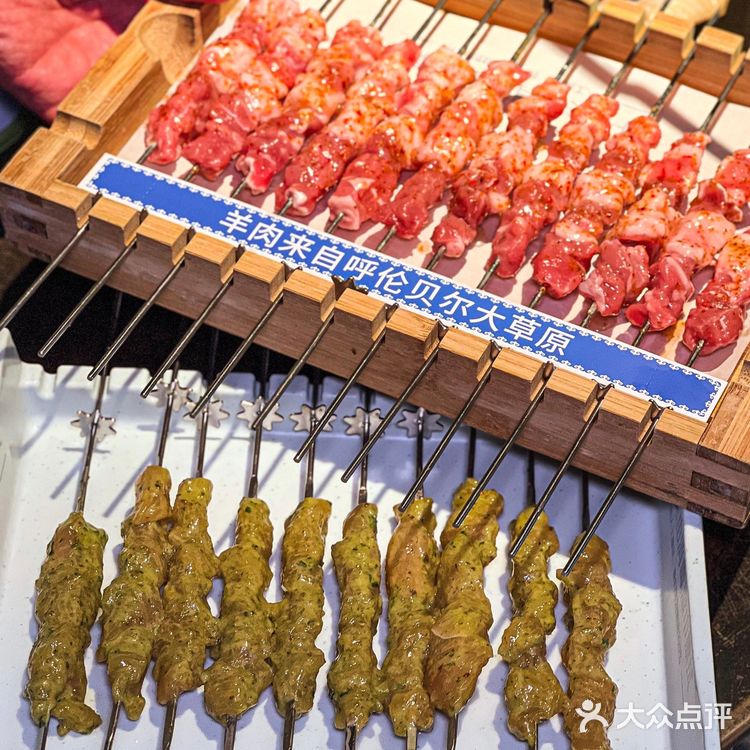 暑期特种兵旅行🍖总算来打卡很久以前羊肉串啦！