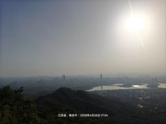-紫金山山顶公园
