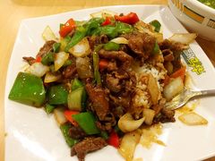 黑椒牛柳盖饭-西部马华清真兰州牛肉面·烧烤夜市(关东店)