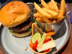 炙烤熟成肉眼牛排汉堡-bluefrog蓝蛙(悠唐购物中心店)