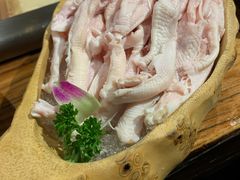 脱骨鸭掌-老牌坊云南鱼豆花火锅(爱建店)