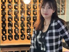 -Erman岩烧牛排(虹桥南丰城店)