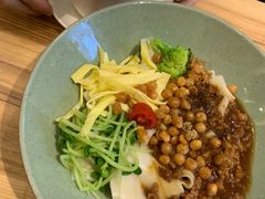 瑶柱卤肉干拌面-陳八两面家(滨江天街店)