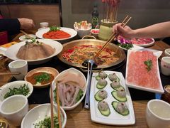 -潮火锅·麻辣牛肉火锅(观音桥方圆·LIVE店)