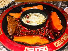 -蜀辣居鲜货老火锅(红牌楼店)