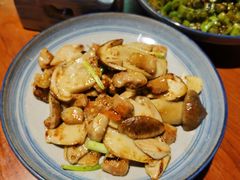 荟炒姬松茸-汤潮荟·粤菜小馆(茂业天地店)