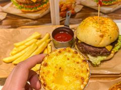 -必胜客(WOW中心城店)