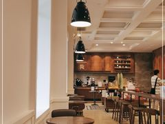 大堂-星巴克臻选(广州沙面店)