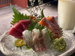 刺身三拼-乌君·酒场·炭火烧鸟(侨城坊店)