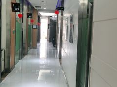 -雅悦齿科(顾村公园店)