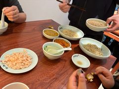 -裕兴记•蟹黄面馆(人民广场店)