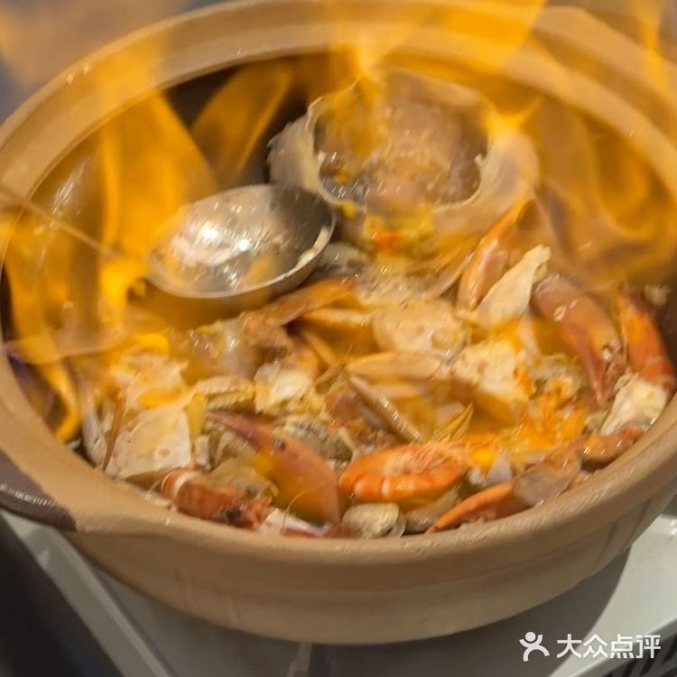 
啊啊啊‼️合肥也有吼吼吃的痛风锅惹[流泪][流泪]