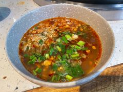 -肖肖酸萝卜鱼火锅(总店)