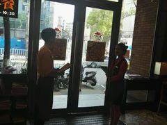 -必胜客(八一店)