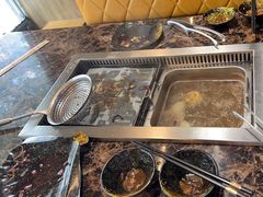 -牛里牛气· 榴莲海鲜鲜牛肉自助火锅·烤肉(横岗店)