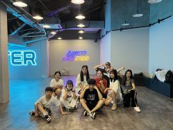 -CASTER跳舞俱乐部