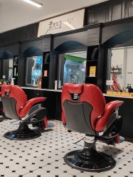 -老男孩男士理容馆·理发·烫染·修面