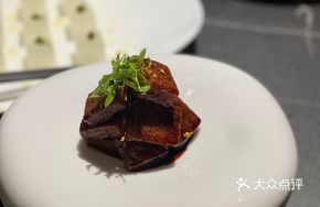 Black Vinegar Glazed Pork