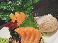三文鱼刺身-山上下日本料理(万象城店)