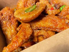 炸鸡翅一半一半-富乐满韩国正宗炸鸡韩国料理(虹泉路店)