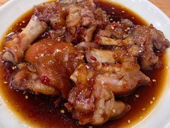 微辣辛辣猪蹄-贤花饭店(城阳店)