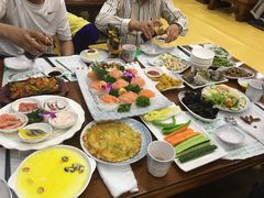 -青瓦餐厅·生鱼片·韩园烤肉(西塔店)