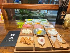 -银米·云南传统过桥米线(双廊黑金冠店)