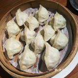 半榛蘑白菜粉，蘑少木耳多，因此得名