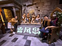 -暴风岛沉浸式体验馆(百联世纪店)