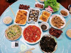 -扒虾小妹儿麻辣海鲜(宏图街店)