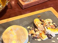 -恰餐厅及酒吧 CHAR Bar & Grill (北京丽都皇冠假日店)