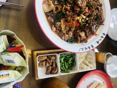 -鲁南仔·滕州炒鸡(经三路店)