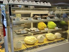 面包甜点陈列柜-猫王榴莲世家(三里屯SOHO商场店)