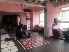 -简·无界健身工作室·运动康复·体态(石厦店)