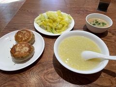 -清真吴记门钉肉饼·喜多利